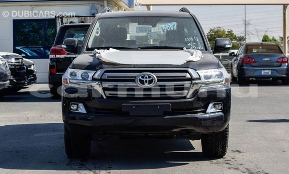 Buy Import Toyota Land Cruiser Black Car in Import - Dubai in Region of Bouenza Buy Import Toyota Land Cruiser Black Car in Import - Dubai in Region of Bouenza