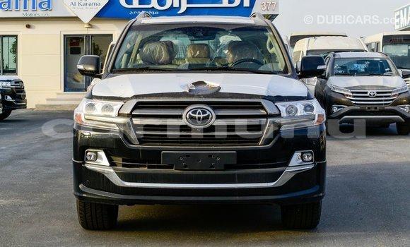 Acheter Import Voiture Toyota Land Cruiser Noir à Import - Dubai, Région de la Bouenza Acheter Import Voiture Toyota Land Cruiser Noir à Import - Dubai, Région de la Bouenza