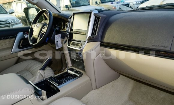 Acheter Import Voiture Toyota Land Cruiser Noir à Import - Dubai, Région de la Bouenza Acheter Import Voiture Toyota Land Cruiser Noir à Import - Dubai, Région de la Bouenza