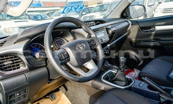 Acheter Import Voiture Toyota Hilux Autre à Import - Dubai, Région de la Bouenza Acheter Import Voiture Toyota Hilux Autre à Import - Dubai, Région de la Bouenza