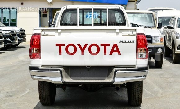 Acheter Import Voiture Toyota Hilux Blanc à Import - Dubai, Région de la Bouenza Acheter Import Voiture Toyota Hilux Blanc à Import - Dubai, Région de la Bouenza