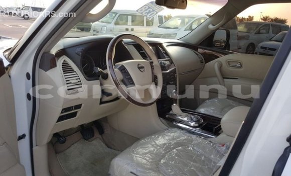 Buy Import Nissan Patrol White Car in Import - Dubai in Region of Bouenza Buy Import Nissan Patrol White Car in Import - Dubai in Region of Bouenza