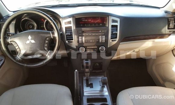 Buy Import Mitsubishi Pajero Black Car in Import - Dubai in Region of Bouenza Buy Import Mitsubishi Pajero Black Car in Import - Dubai in Region of Bouenza