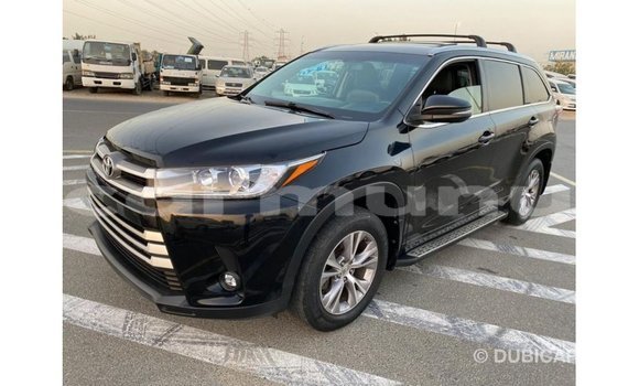 Buy Import Toyota Highlander Black Car in Import - Dubai in Region of Bouenza Buy Import Toyota Highlander Black Car in Import - Dubai in Region of Bouenza