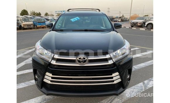 Buy Import Toyota Highlander Black Car in Import - Dubai in Region of Bouenza Buy Import Toyota Highlander Black Car in Import - Dubai in Region of Bouenza