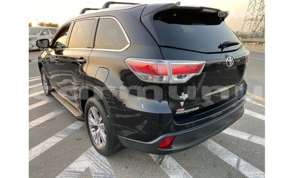 Buy Import Toyota Highlander Black Car in Import - Dubai in Region of Bouenza Buy Import Toyota Highlander Black Car in Import - Dubai in Region of Bouenza