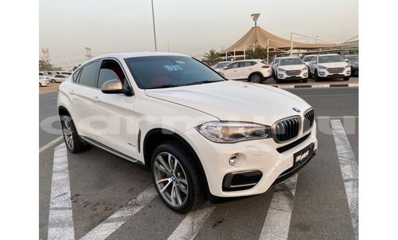 Acheter Import Voiture BMW X6 Blanc à Import - Dubai, Région de la Bouenza