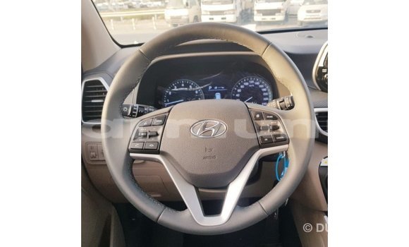 Acheter Import Voiture Hyundai Tucson Rouge à Import - Dubai, Région de la Bouenza Acheter Import Voiture Hyundai Tucson Rouge à Import - Dubai, Région de la Bouenza