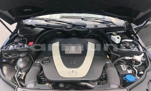Buy Used Mercedes-Benz C-klasse Beige Car in Brazzaville in Municipality of Brazzaville Buy Used Mercedes-Benz C-klasse Beige Car in Brazzaville in Municipality of Brazzaville