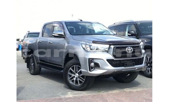 Buy Import Toyota Hilux Other Car in Import - Dubai in Region of Bouenza Buy Import Toyota Hilux Other Car in Import - Dubai in Region of Bouenza