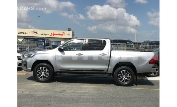 Buy Import Toyota Hilux Other Car in Import - Dubai in Region of Bouenza Buy Import Toyota Hilux Other Car in Import - Dubai in Region of Bouenza