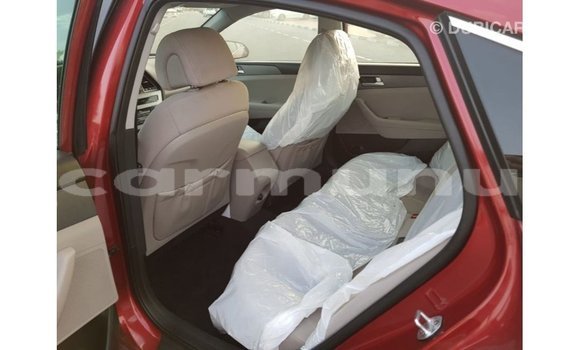 Acheter Import Voiture Hyundai Sonata Rouge à Import - Dubai, Région de la Bouenza Acheter Import Voiture Hyundai Sonata Rouge à Import - Dubai, Région de la Bouenza