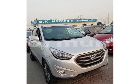 Acheter Import Voiture Hyundai Tucson Autre à Import - Dubai, Région de la Bouenza Acheter Import Voiture Hyundai Tucson Autre à Import - Dubai, Région de la Bouenza