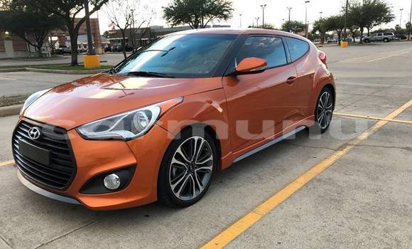 Buy Used Hyundai Veloster Beige Car in Brazzaville in Municipality of Brazzaville Buy Used Hyundai Veloster Beige Car in Brazzaville in Municipality of Brazzaville