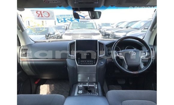 Buy Import Toyota Land Cruiser Black Car in Import - Dubai in Region of Bouenza Buy Import Toyota Land Cruiser Black Car in Import - Dubai in Region of Bouenza