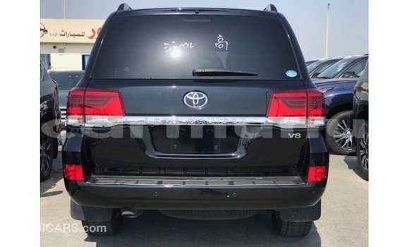 Buy Import Toyota Land Cruiser Black Car in Import - Dubai in Region of Bouenza Buy Import Toyota Land Cruiser Black Car in Import - Dubai in Region of Bouenza