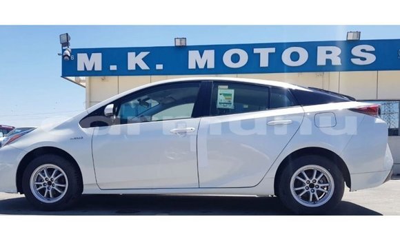 Buy Import Toyota Prius White Car in Import - Dubai in Region of Bouenza Buy Import Toyota Prius White Car in Import - Dubai in Region of Bouenza