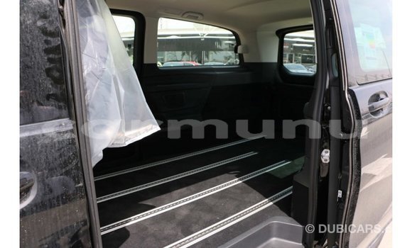 Buy Import Mercedes-Benz 250 Black Car in Import - Dubai in Region of Bouenza Buy Import Mercedes-Benz 250 Black Car in Import - Dubai in Region of Bouenza