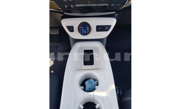 Buy Import Toyota Prius White Car in Import - Dubai in Region of Bouenza Buy Import Toyota Prius White Car in Import - Dubai in Region of Bouenza