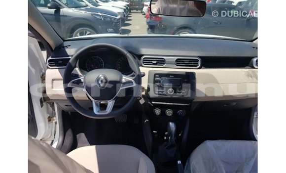 Buy Import Renault 19 White Car in Import - Dubai in Region of Bouenza Buy Import Renault 19 White Car in Import - Dubai in Region of Bouenza