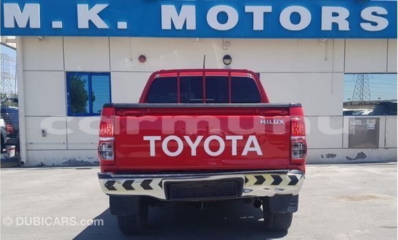 Acheter Import Voiture Toyota Hilux Rouge à Import - Dubai, Région de la Bouenza Acheter Import Voiture Toyota Hilux Rouge à Import - Dubai, Région de la Bouenza