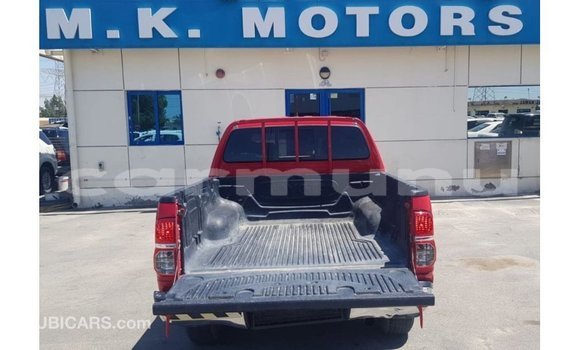 Acheter Import Voiture Toyota Hilux Rouge à Import - Dubai, Région de la Bouenza Acheter Import Voiture Toyota Hilux Rouge à Import - Dubai, Région de la Bouenza