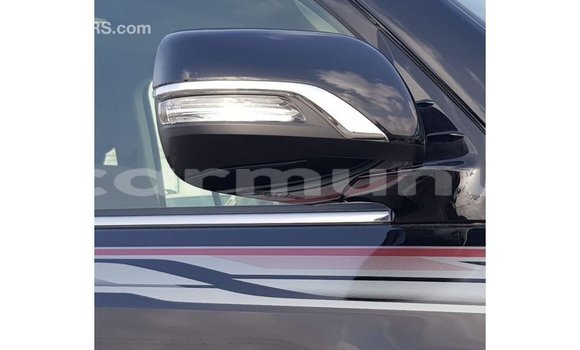 Acheter Import Voiture Toyota Land Cruiser Noir à Import - Dubai, Région de la Bouenza Acheter Import Voiture Toyota Land Cruiser Noir à Import - Dubai, Région de la Bouenza