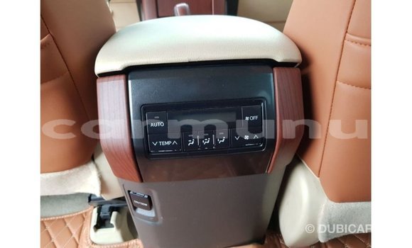 Buy Import Toyota Prado White Car in Import - Dubai in Region of Bouenza Buy Import Toyota Prado White Car in Import - Dubai in Region of Bouenza