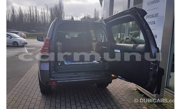 Buy Import Toyota Prado Black Car in Import - Dubai in Region of Bouenza Buy Import Toyota Prado Black Car in Import - Dubai in Region of Bouenza