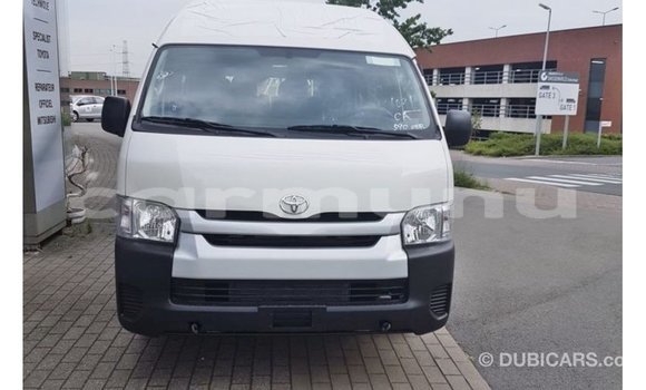 Buy Import Toyota Hiace White Car in Import - Dubai in Region of Bouenza Buy Import Toyota Hiace White Car in Import - Dubai in Region of Bouenza