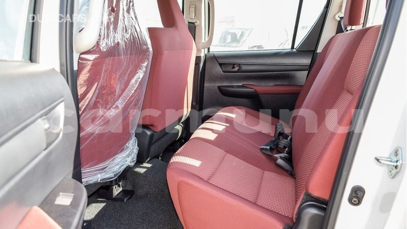 Big with watermark toyota hilux region de la bouenza import dubai 3520