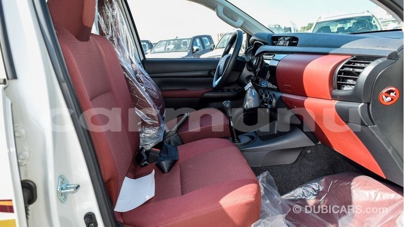 Big with watermark toyota hilux region de la bouenza import dubai 3520