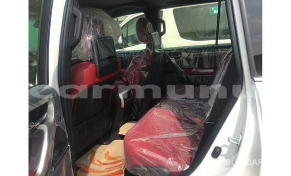 Buy Import Lexus GX White Car in Import - Dubai in Region of Bouenza Buy Import Lexus GX White Car in Import - Dubai in Region of Bouenza