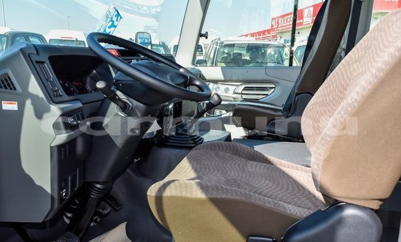 Buy Import Toyota Coaster White Car in Import - Dubai in Region of Bouenza Buy Import Toyota Coaster White Car in Import - Dubai in Region of Bouenza