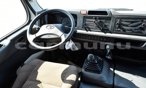 Buy Import Toyota Coaster White Car in Import - Dubai in Region of Bouenza Buy Import Toyota Coaster White Car in Import - Dubai in Region of Bouenza