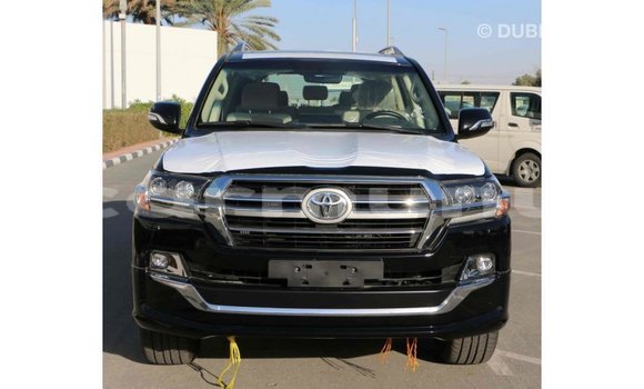 Buy Import Toyota Land Cruiser Black Car in Import - Dubai in Region of Bouenza Buy Import Toyota Land Cruiser Black Car in Import - Dubai in Region of Bouenza