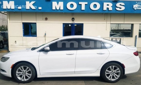 Buy Import Chrysler 200 White Car in Import - Dubai in Region of Bouenza Buy Import Chrysler 200 White Car in Import - Dubai in Region of Bouenza