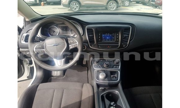Buy Import Chrysler 200 White Car in Import - Dubai in Region of Bouenza Buy Import Chrysler 200 White Car in Import - Dubai in Region of Bouenza