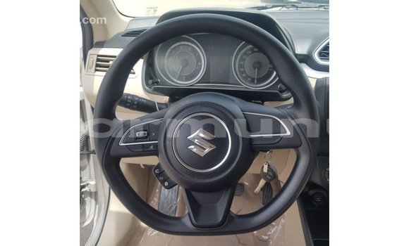 Buy Import Suzuki Carry Other Truck in Import - Dubai in Region of Bouenza Buy Import Suzuki Carry Other Truck in Import - Dubai in Region of Bouenza