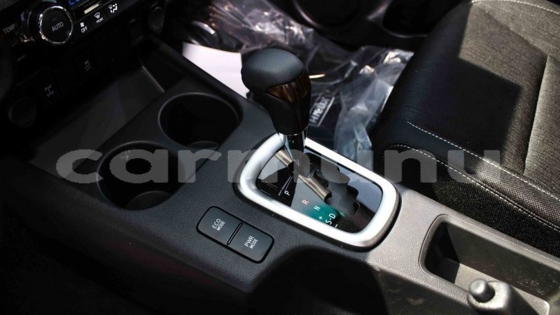 Big with watermark toyota hilux region de la bouenza import dubai 3543