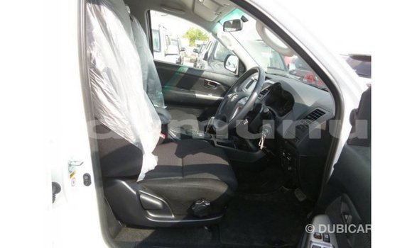 Buy Import Toyota Hilux White Car in Import - Dubai in Region of Bouenza Buy Import Toyota Hilux White Car in Import - Dubai in Region of Bouenza
