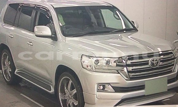 Buy Import Toyota Land Cruiser Other Car in Import - Dubai in Region of Bouenza Buy Import Toyota Land Cruiser Other Car in Import - Dubai in Region of Bouenza