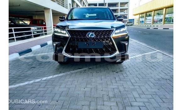 Acheter Import Voiture Lexus LX Noir à Import - Dubai, Région de la Bouenza Acheter Import Voiture Lexus LX Noir à Import - Dubai, Région de la Bouenza