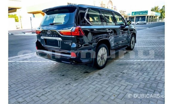 Acheter Import Voiture Lexus LX Noir à Import - Dubai, Région de la Bouenza Acheter Import Voiture Lexus LX Noir à Import - Dubai, Région de la Bouenza