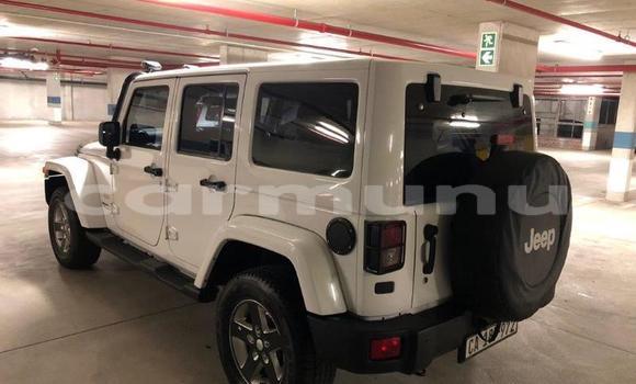 Acheter Occasion Voiture Jeep Wrangler Blanc à Brazzaville, Commune de Brazzaville Acheter Occasion Voiture Jeep Wrangler Blanc à Brazzaville, Commune de Brazzaville