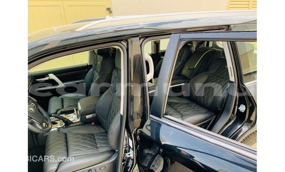 Acheter Import Voiture Toyota Land Cruiser Noir à Import - Dubai, Région de la Bouenza Acheter Import Voiture Toyota Land Cruiser Noir à Import - Dubai, Région de la Bouenza