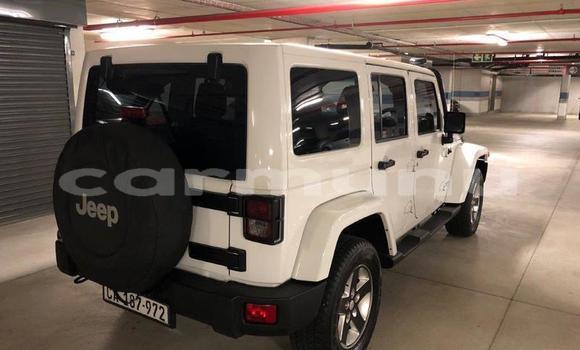 Acheter Occasion Voiture Jeep Wrangler Blanc à Brazzaville, Commune de Brazzaville Acheter Occasion Voiture Jeep Wrangler Blanc à Brazzaville, Commune de Brazzaville