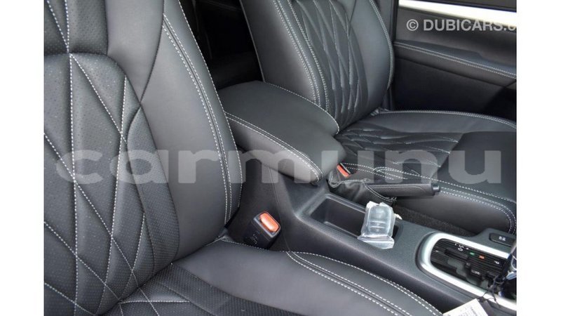 Big with watermark toyota hilux region de la bouenza import dubai 3606