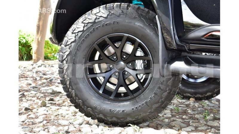 Big with watermark toyota hilux region of bouenza import dubai 3606