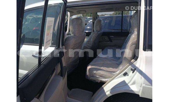 Buy Import Mitsubishi Pajero White Car in Import - Dubai in Region of Bouenza Buy Import Mitsubishi Pajero White Car in Import - Dubai in Region of Bouenza
